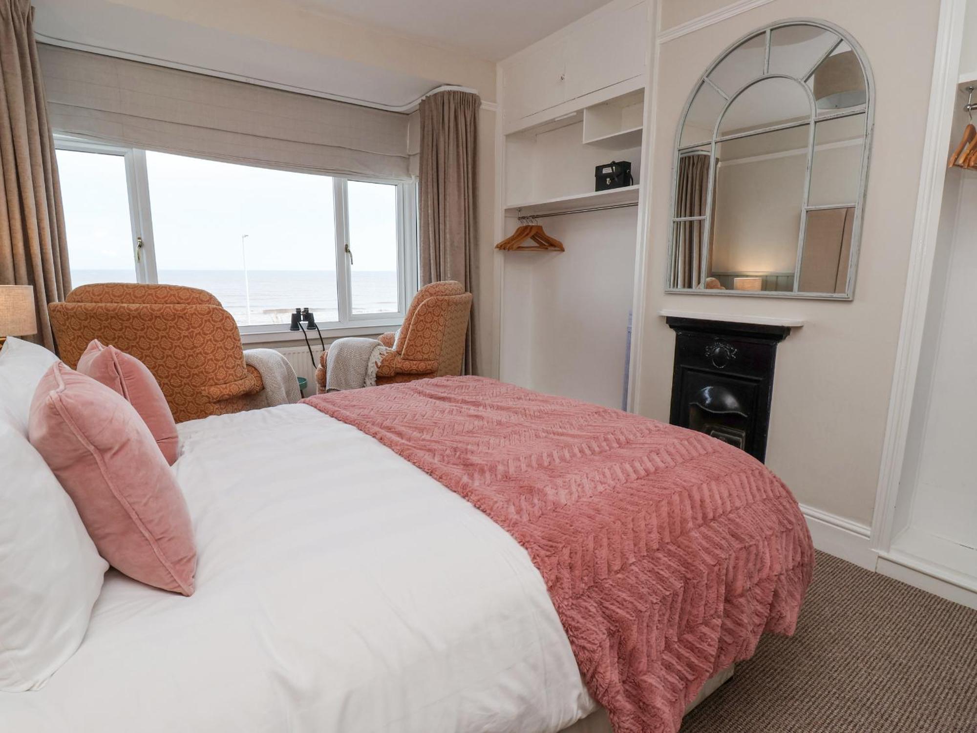 הוילה הורנסי Sea View House מראה חיצוני תמונה